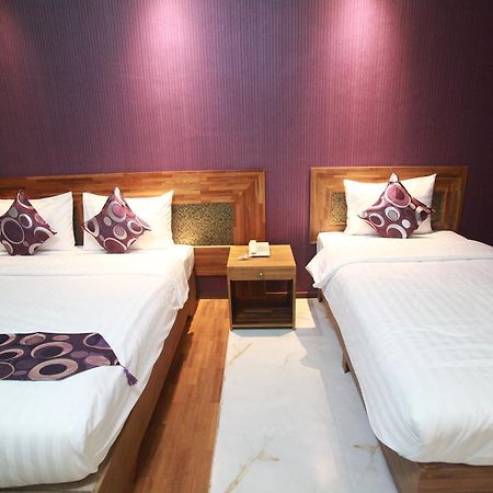 Hotel 9 Mile Yangon Exterior photo